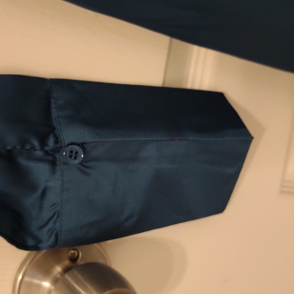 Dress - Picture 3 of 5